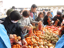 (告知)令和元年12月8日「尼崎市公設地方卸売市場冬の味覚祭り」を開催します