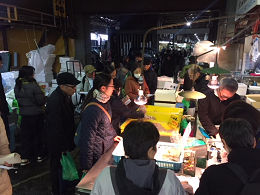 1月6日土曜日に市場開放フェアが開催されました。