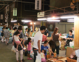 8月3日（土）に市場開放フェアを開催しました。