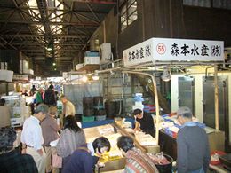4月6日（土）に市場開放フェアが開催されました。