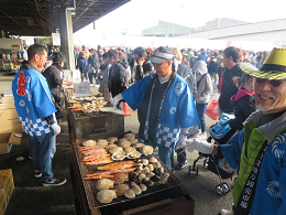 12月8日（日）に「尼崎市公設地方卸売市場冬の味覚祭り」が開催されました