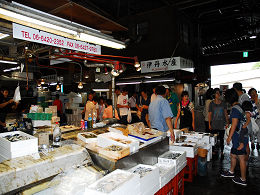 8月2日（土）に市場開放フェアが開催されました。