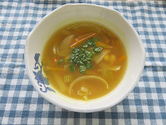 大豆と野菜のカレースープ